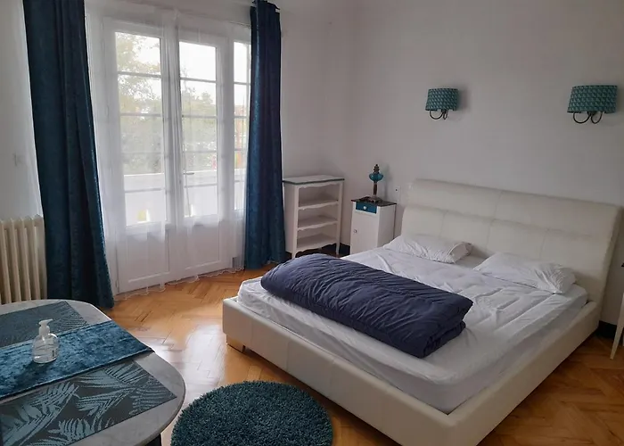 度假居 Maison Art Deco-5 Salles De Bains, 1 Suite, Piscine, Clim, Parking 拉布耶尔